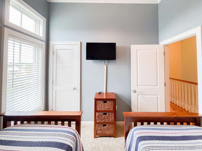 Bedroom 2 with TV