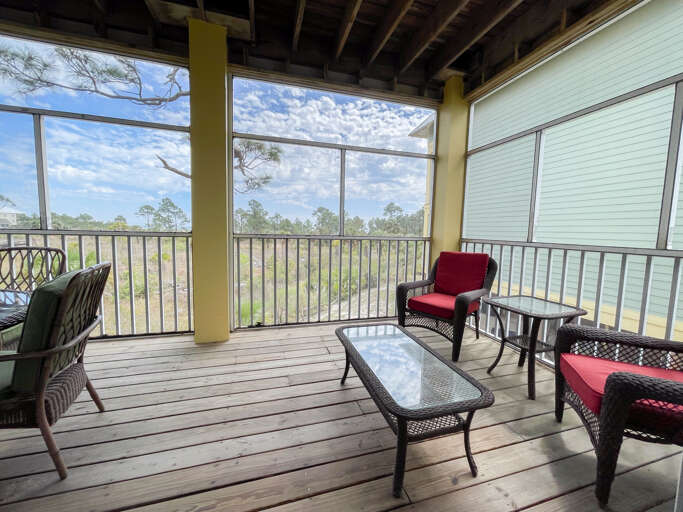 Screened Deck