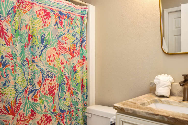 Full Bathroom Full Bathroom