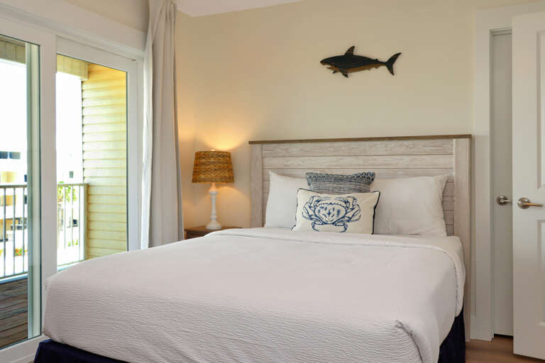 Bedroom 3 - Queen Bed