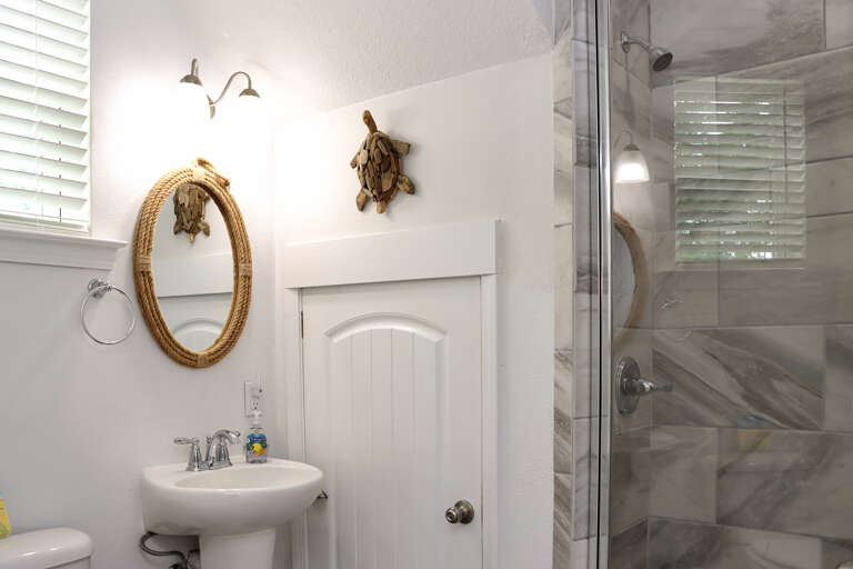 Ground Floor Full Bathroom