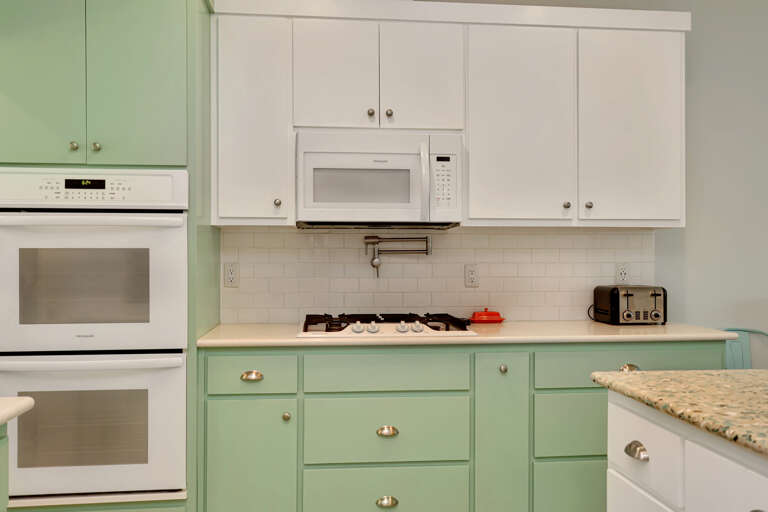 Kitchen with Multiple Cooking Options