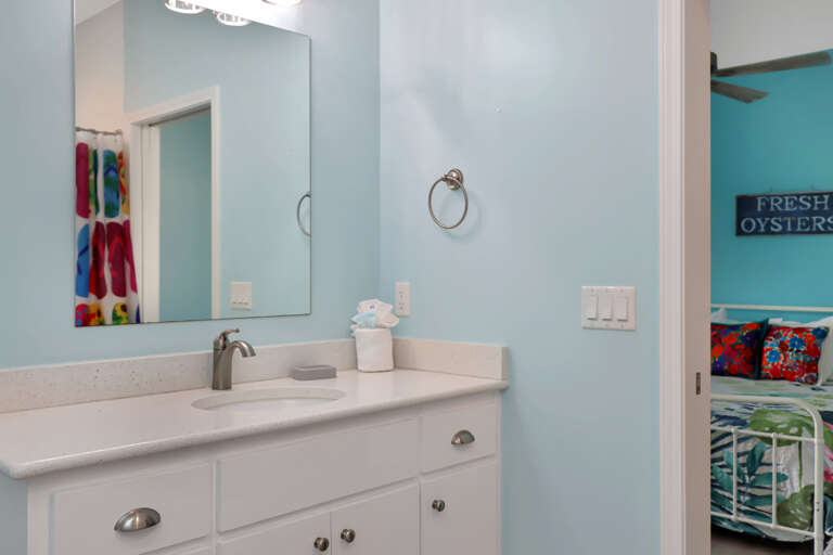 Bedroom 4 - Master Bath