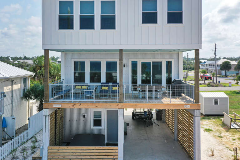 Beach View Deck and Hot Tub on Ground Floor