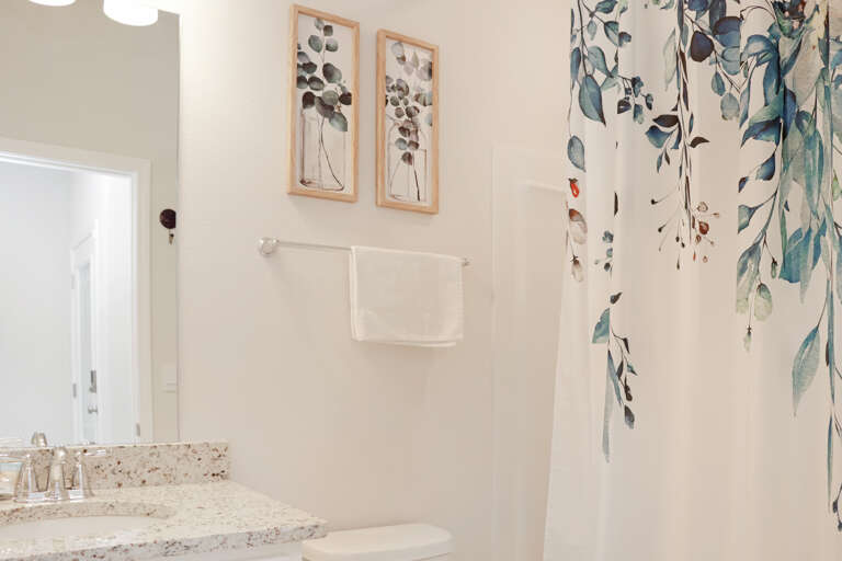 Full Bathroom