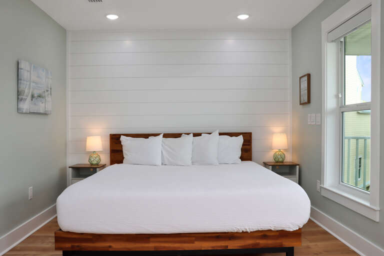 Bedroom 2 - King Bed