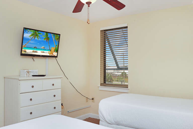 Guest bedroom