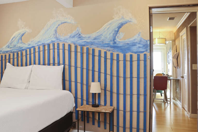 Bedroom 2 with Access to Sea Star