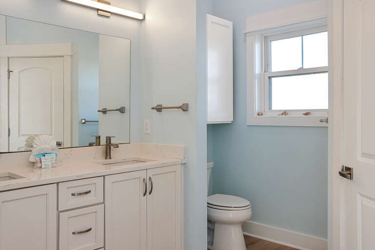 Bedroom 3 - Master Bathroom