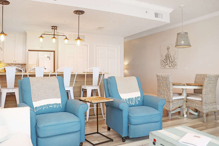 Sitting Area with Two Recliners