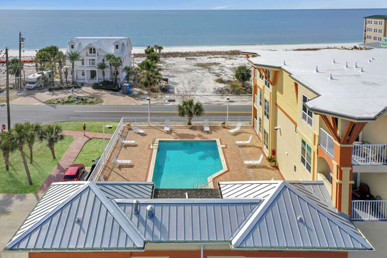 Summerhouse - Gulf View Pool Deck