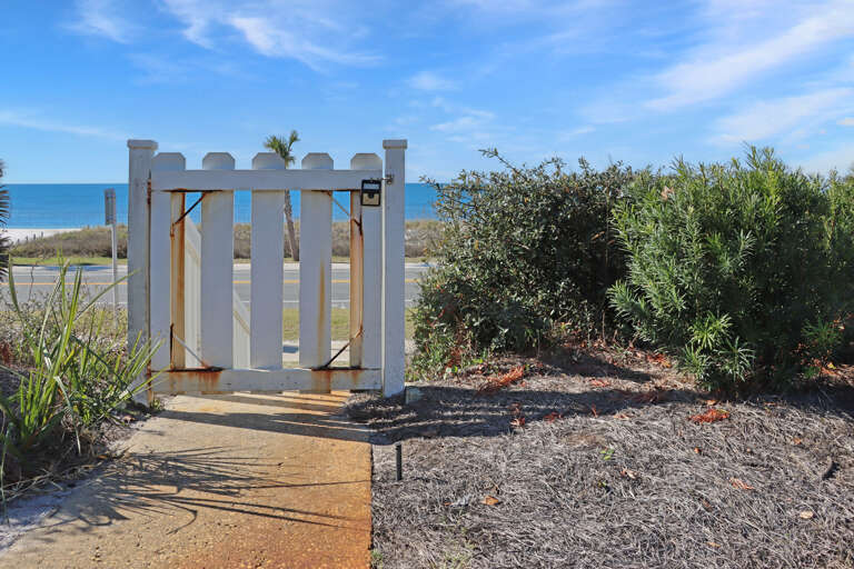 Gateway to the Beach