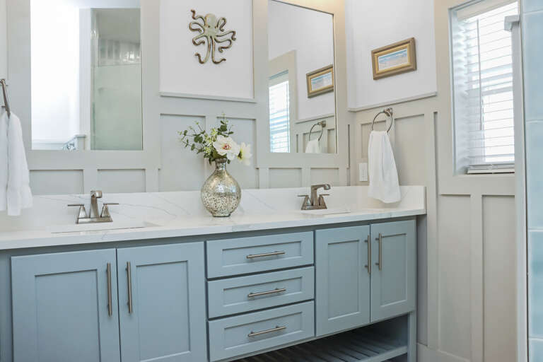 Bedroom 3 - Master Bathroom