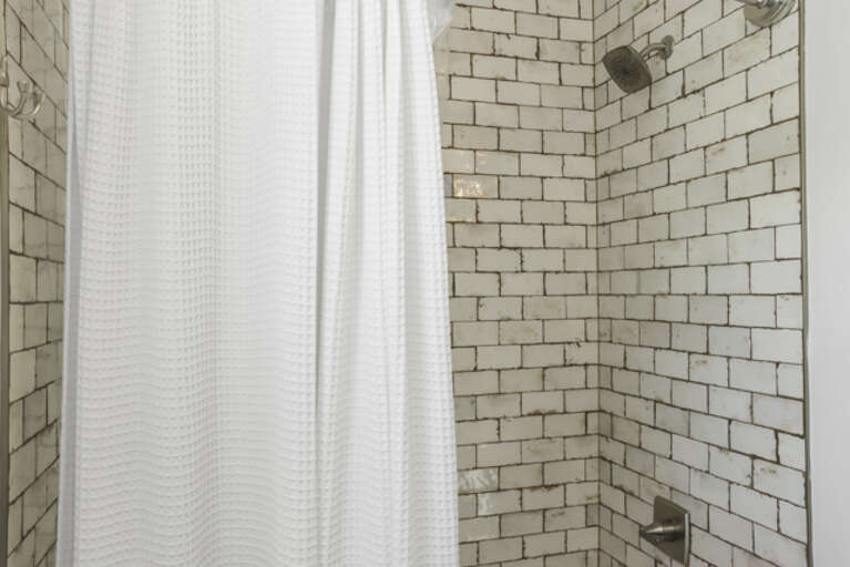 Full Bathroom Shower