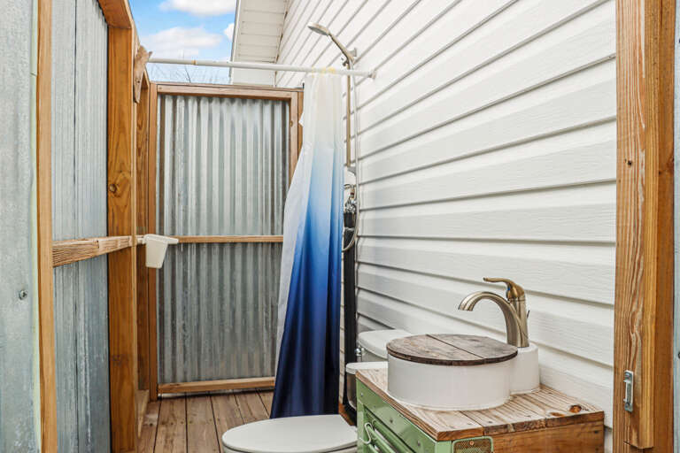 Outdoor Full Bathroom