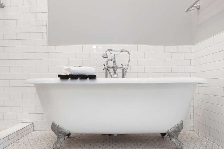 Bedroom 4 - Clawfoot Tub