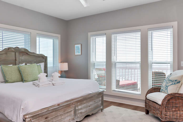 Bedroom 4 - Top Floor Beachfront Master