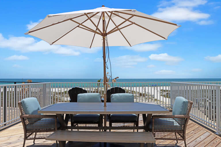 Outdoor Dining on Beach Front Deck