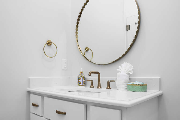 Bedroom 3 - Bathroom