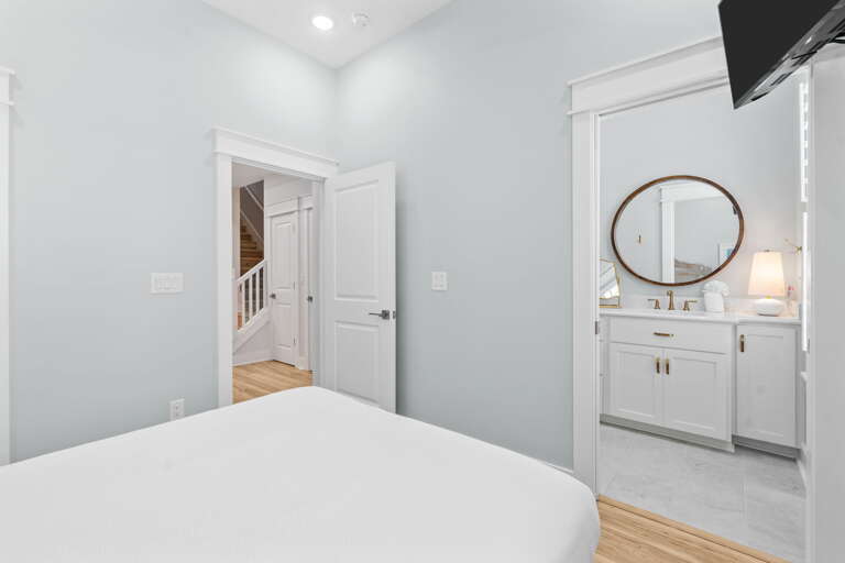 Bedroom 1 Queen first level with ensuite