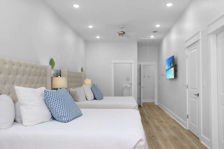 Bedroom 3 with Full Bathroom