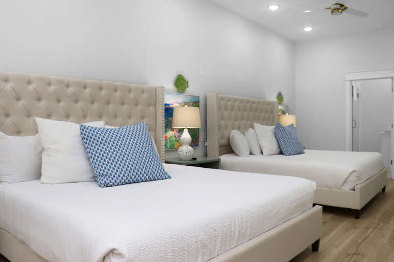 Bedroom 3 - Two Kings