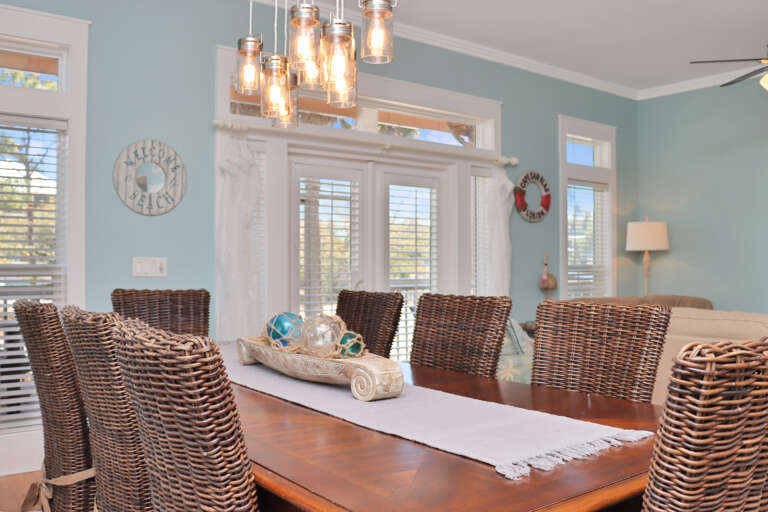 Dining Table with a View Dining Table with a View