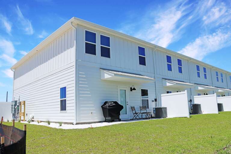 Rear Exterior - End Unit