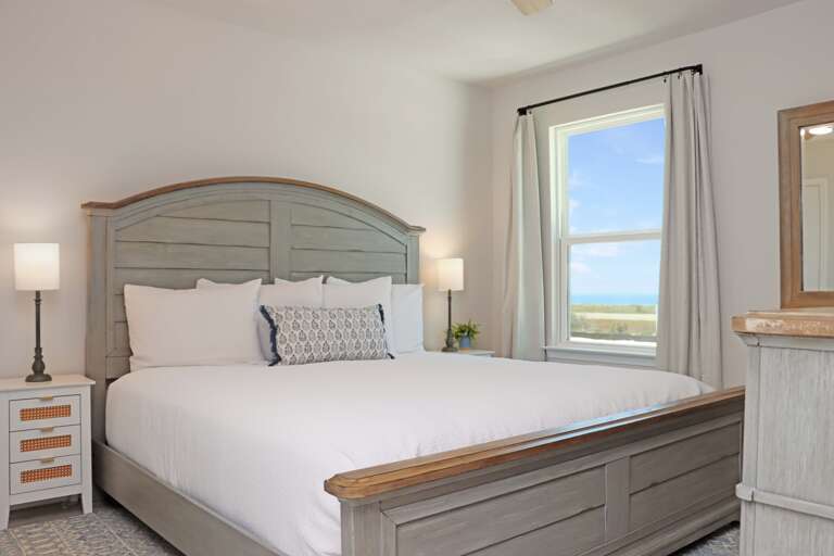 Bedroom 3 - Beach View Bedroom