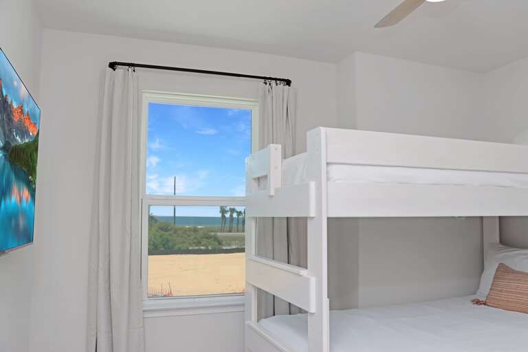 Bedroom 4 - Beach View