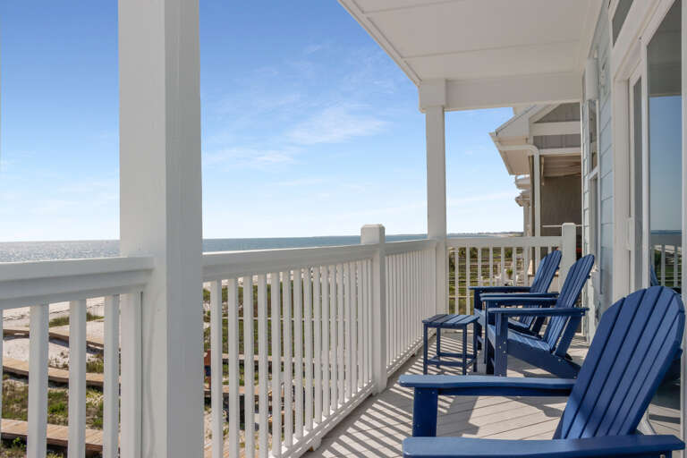 Bedroom 3 - Beachfront Covered Deck
