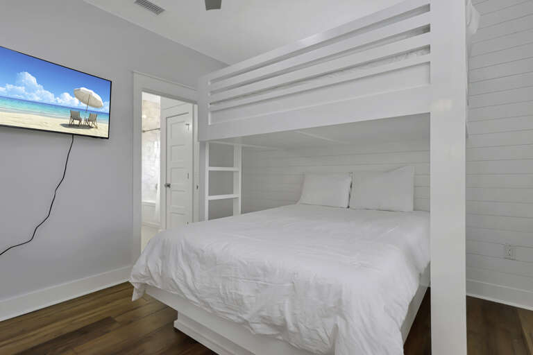 Bedroom 2 with TV and Full Bathroom