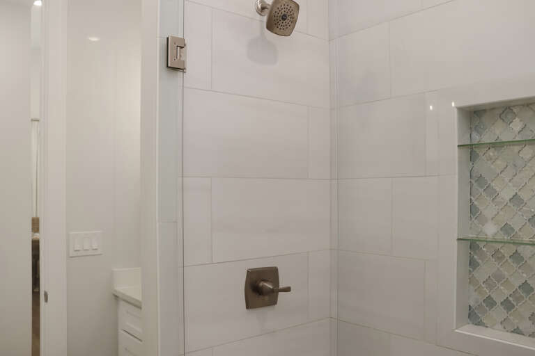 Full Bathroom Shower - Upstairs