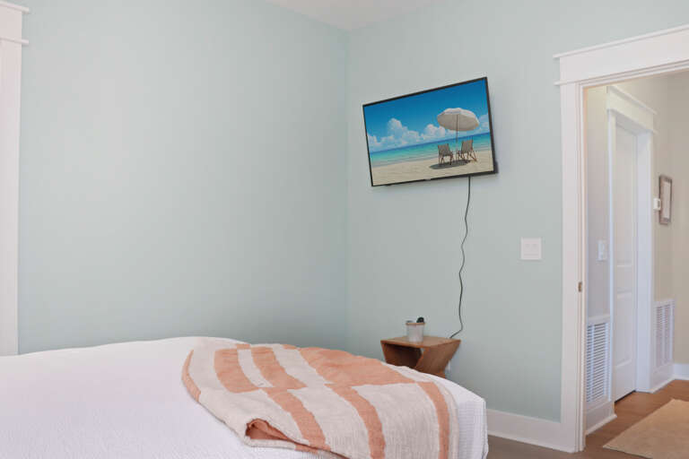 Bedroom 3 with TV