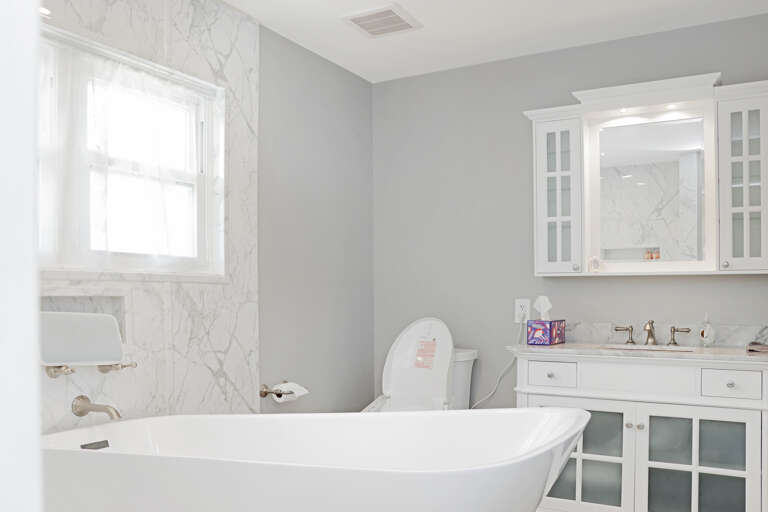 Bedroom 1 - Master Bathroom