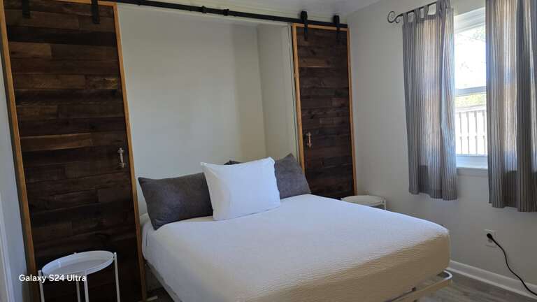 Bedroom 3 Queen Murphy Bed