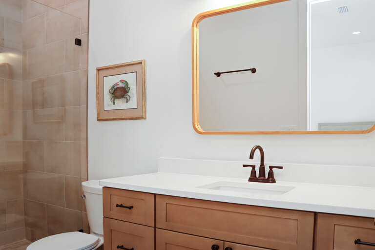 Guest ensuite bathroom