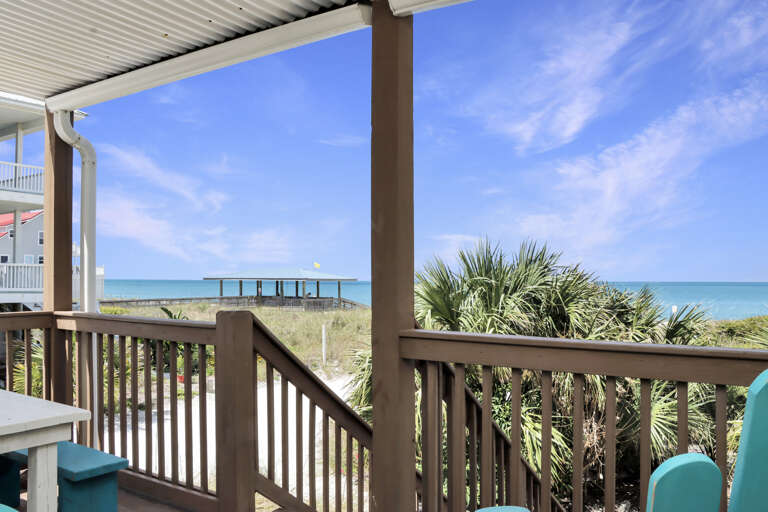 Main Floor Deck with Beach Access Main Floor Deck with Beach Access
