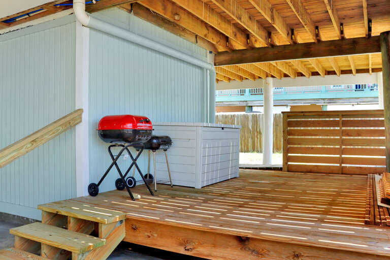 Under house grilling area