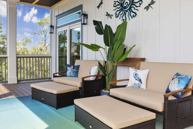 Roadside Deck on First Floor