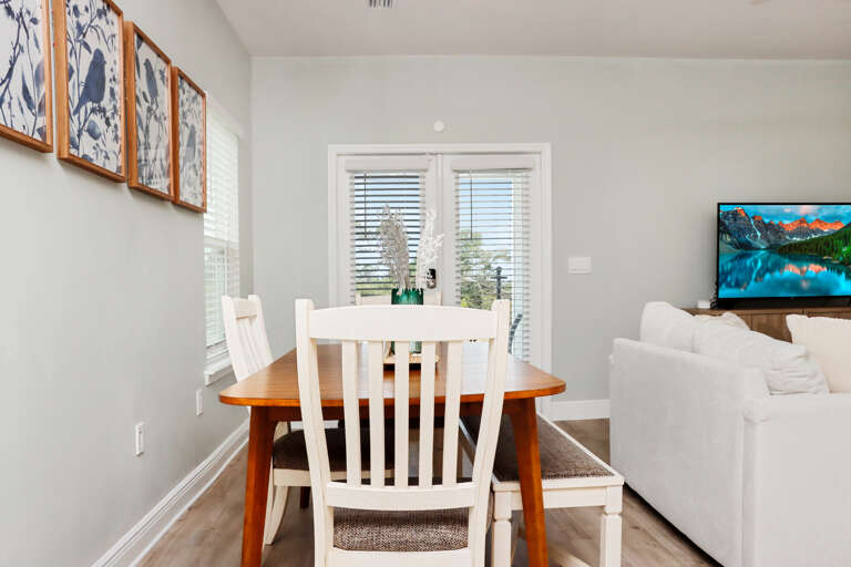 Dining Area View Dining Area View