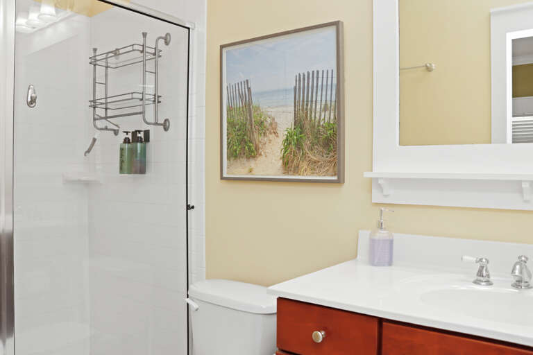 Primary ensuite bathroom