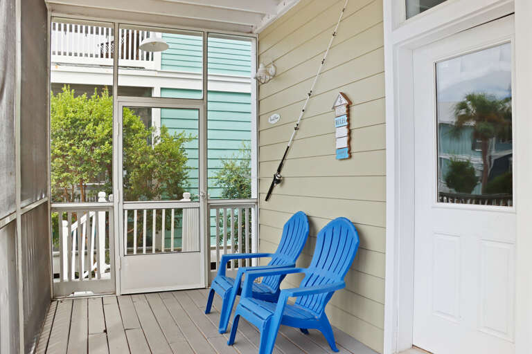 Screened Porch and Main Entrance Screened Porch and Main Entrance