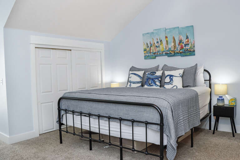Bedroom 2 - King Bed