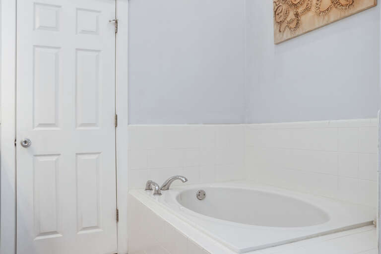 Bedroom 2 - Master Bath Tub