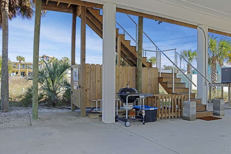 Outdoor Shower and Grilling Area