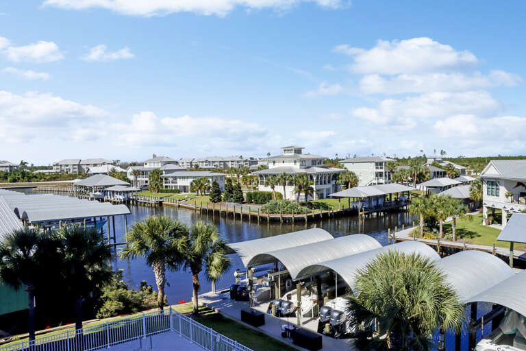 Gorgeous Canal View from Balcony