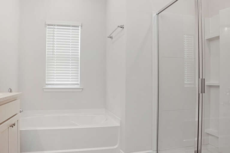 Bedroom 2 - Master Bathroom Tub and Shower