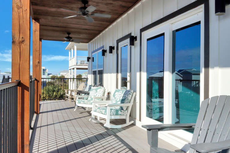 First Floor Beach View Deck (1)