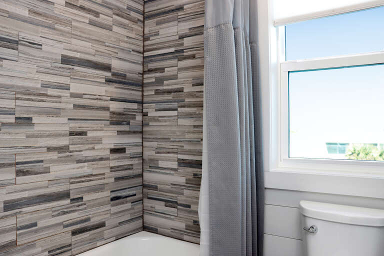 Full Bathroom Shower